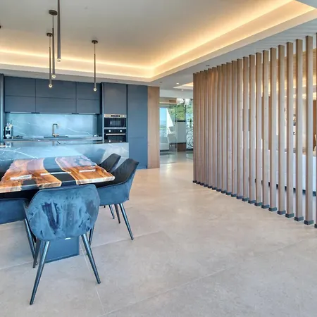 וילה La Rocaille אנטיב