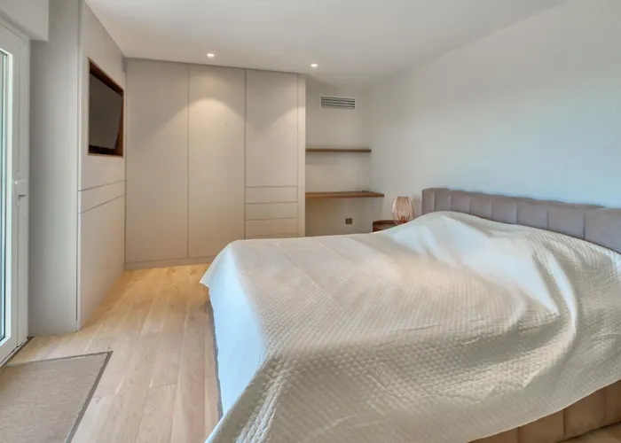 La Rocaille * אנטיב